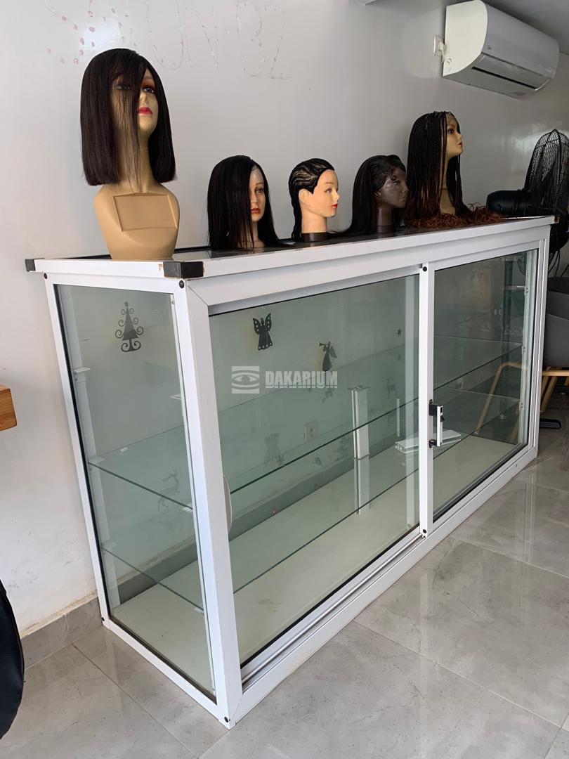 baillot-avec-deux-compartiment-a-vendre-a-bon-prix-a-fenetre-mermoz