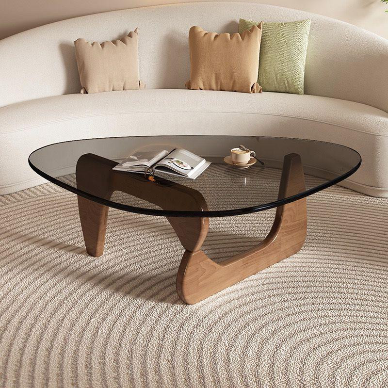 table-basse-moderne-avec-plateau-en-verre