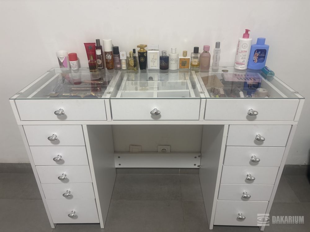 commode-coiffeuse-vanity