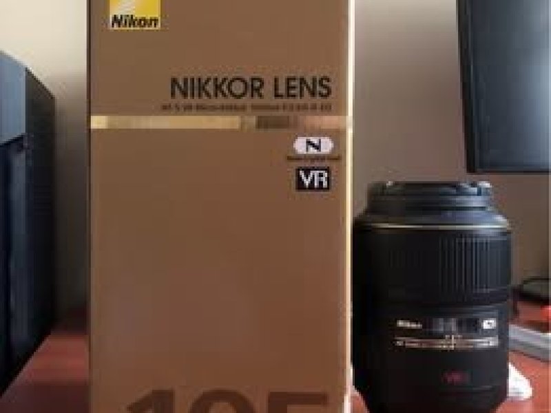objectif-nikon-105mm-f28g-small-2
