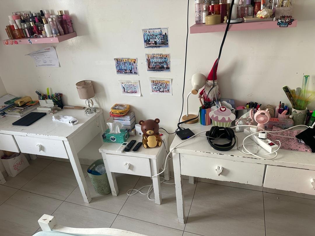 deux-bureau-avec-2-chaises-anciens-a-vendre-big-1