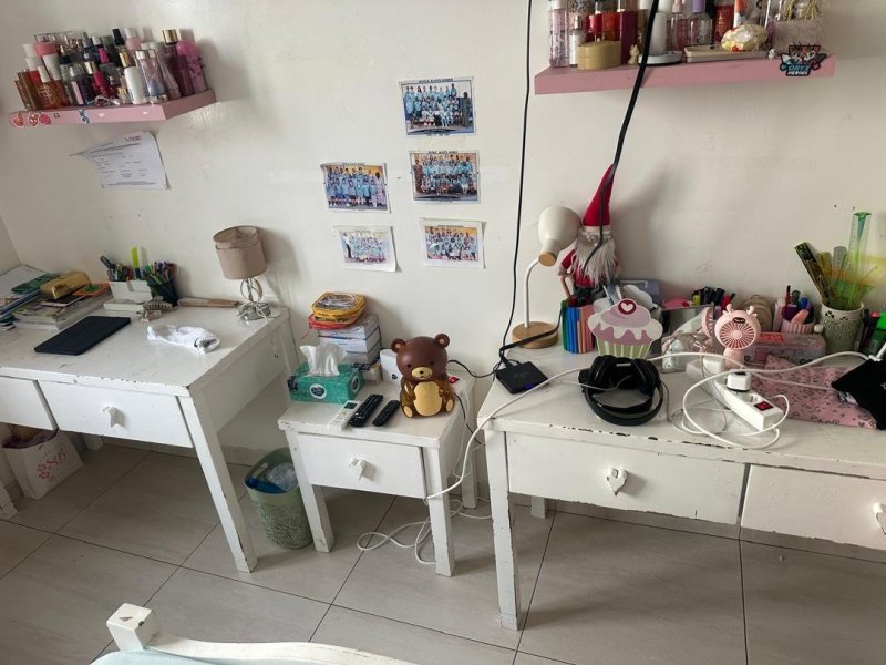 deux-bureau-avec-2-chaises-anciens-a-vendre-small-1
